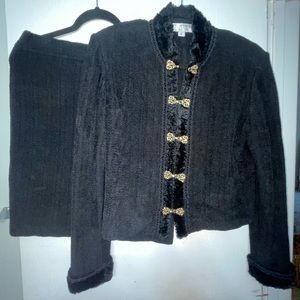 Saint John Collection by Marie Gray 2 piece Skirt Suit